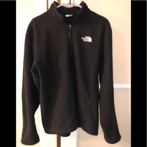 North face pull over